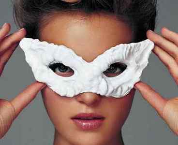10 рецептів найефективніших масок від зморшок на шкірі навколо очей, які легко приготувати в домашніх умовах