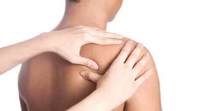 Біль у плечі при піднятті руки вгору і в бік: лікування плечових суглобів, не можу підняти руку, причини гострого болю | Ревматолог
