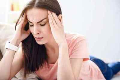 Біль в очах і головний біль, причини того, чому болить одна сторона голови