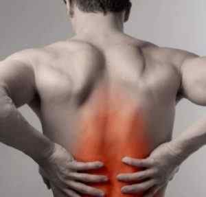 Болять мязи спини вздовж хребта: причини болю праворуч від хребта, чи може хворіти правий бік від хребта | Ревматолог