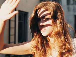 Болять очі від світла: причини чому виникає біль від яскравого сонячного світла
