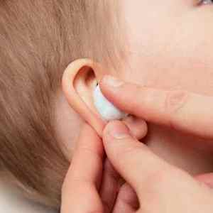 Борна кислота в вухо дитині: інструкція із застосування
