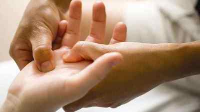 Бурсит пальця руки і ноги: симптоми і лікування кисті і фаланги, як лікувати бурсит запястя в домашніх умовах, великого пальця стопи | Ревматолог