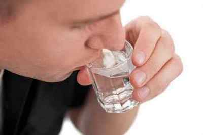 Чемерічний вода від алкоголізму: застосування та відгуки