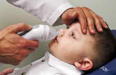 Чи можна капати очні краплі Левоміцетин в ніс дитині