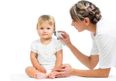 Чим лікувати отит у дитини?
