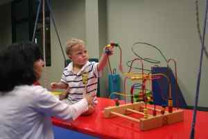 Дитячий аутизм: причини, ступеня, діагностика та специфіка лікування