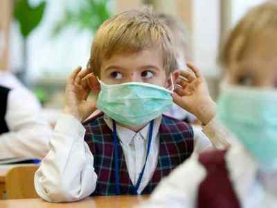 Дізнаємося заразно чи запалення легенів для оточуючих і дітей