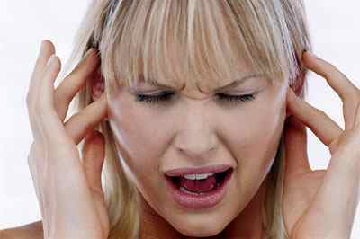 Дзвін і шум у вухах при застуді і нежиті
