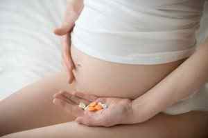 Гастрит при вагітності: лікування медикаментами, дієта, народні засоби