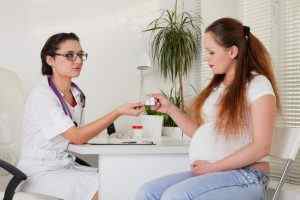 Генітальний герпес при вагітності: лікування та рецидив