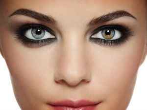 Гетерохромія очей (різний колір): чому у людей бувають різнокольорові очі, причини