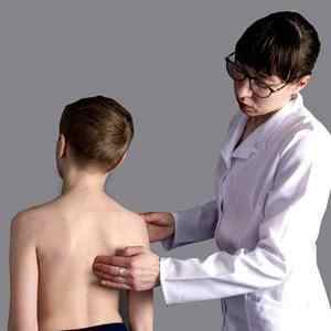Хрускіт в хребті: причини і лікування, як прохрустеть хребет самому і чи можна, хрускіт в шийному і поперековому відділі | Ревматолог