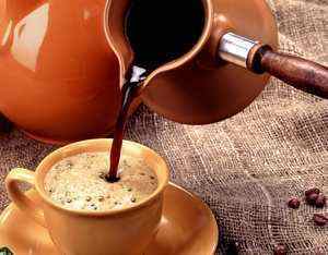 Кава на голодний шлунок: наслідки та вплив на стан слизової