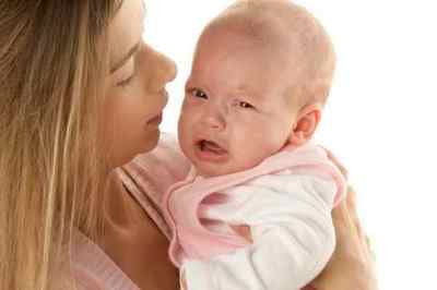 Ларингіт у грудничка, симптоми і лікування захворювання у дітей до року, ознаки ларингіту у новонародженого