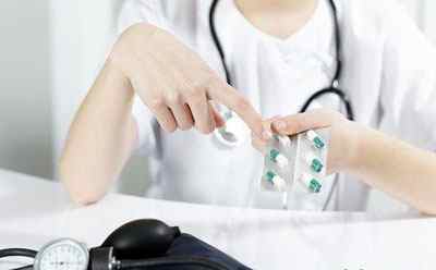 Ліки і препарати для лікування ларингіту у дорослих