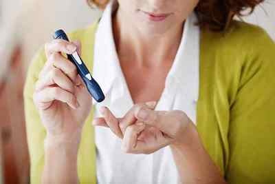 Лікування цукрового діабету у чоловіків і жінок: особливості, відмінності і важливі моменти