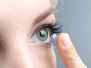 Мультифокальні контактні лінзи: відгуки, плюси і мінуси, як підібрати