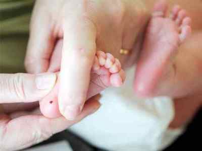 Низький цукор в крові у новонародженої дитини: причини, які можуть бути наслідки