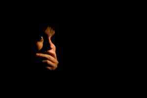 Ніктофобія або боязнь темряви: причини розвитку та способи боротьби