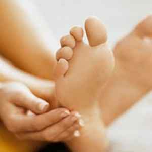 Німіє пята лівої і правої ніг: причини і що робити при оніміння | Ревматолог
