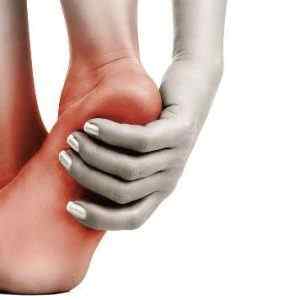 Остеохондроз суглобів ніг: симптоми і лікування народними засобами, віддає в ногу, болять ноги важко ходити, ступні ніг | Ревматолог