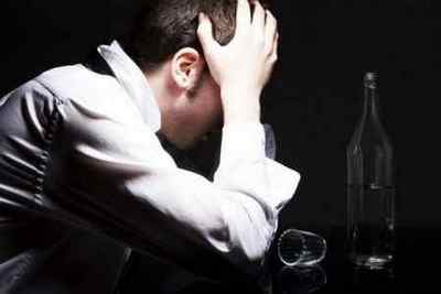 Ознаки алкоголізму у чоловіків: перші прояви