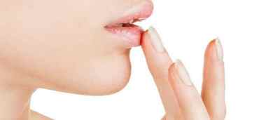 Папілома на губі: лікування новоутворень