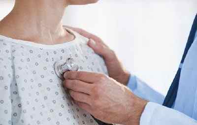 Пневмонія без температури у дорослих: симптоми і лікування