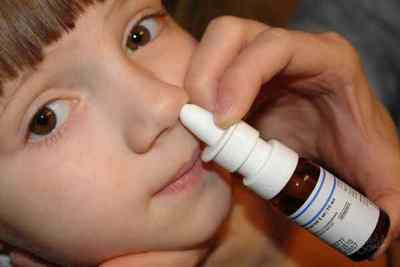 Полідекса при гаймориті у дорослих: лікування краплями в ніс і спреєм