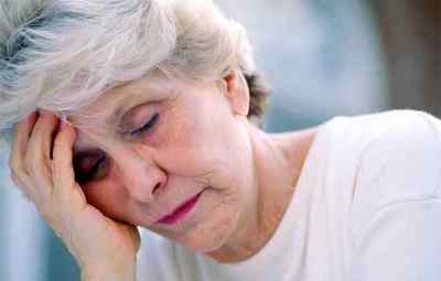 Причини і симптоми анемії у літніх людей і методи її лікування
