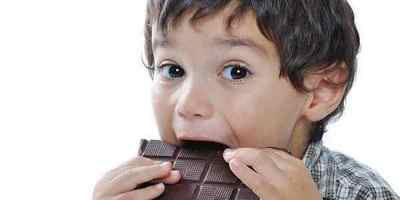 Причини виникнення алергії на шоколад у дитини