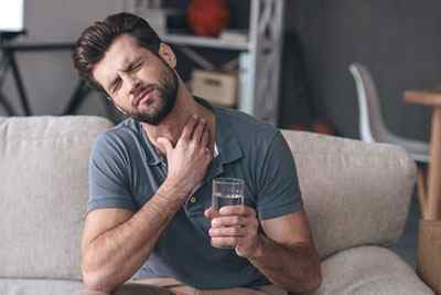 Рак горла у чоловіків: симптоми і перші ознаки