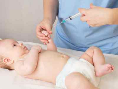 Щеплення від гепатиту В новонародженим: чи варто робити, коли вона робиться, види вакцин і схема вакцинації