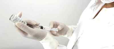 Щеплення від ВПЛ: чи допомагає вакцина від вірусу папіломи?