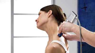 Шишка на шиї ззаду в області хребта: як прибрати шишку на шийному хребці в домашніх умовах, лікування при остеохондрозі | Ревматолог