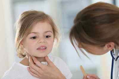 Симптоми і причини виникнення гострого ларингіту у дітей, ніж лікувати