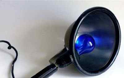 Синя лампа для прогрівання носа: інструкція із застосування