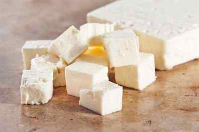Сир при гастриті: які сорти можна вживати, заборонені продукти