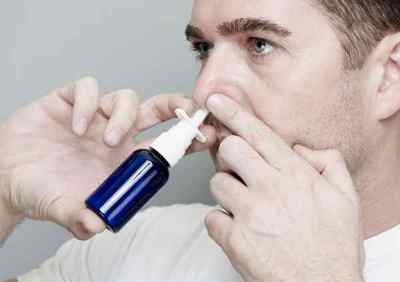 Спреї для носа від гаймориту: огляд ефективних назальних засобів