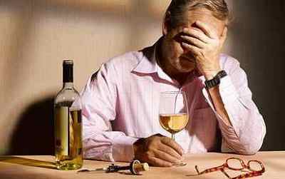 Стадії алкоголізму у чоловіків: основні симптоми
