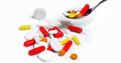 Таблетки від шлунка дешеві: які групи препаратів призначають, відгуки