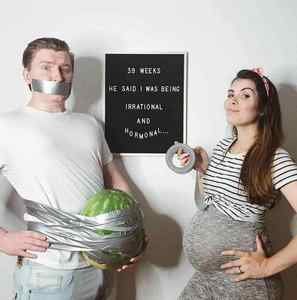 Майбутні батьки підійшли до вагітності з гумором
