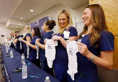 У лікарні Арізони вагітні одночасно 16 медсестер