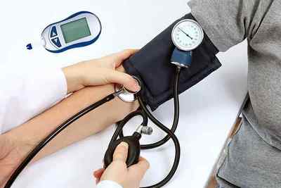 Тиск при діабеті: симптоми і норми тиску
