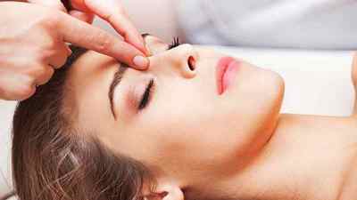 Точковий масаж: як робити, методика і масажні точки, що таке, точковий масажер | Ревматолог