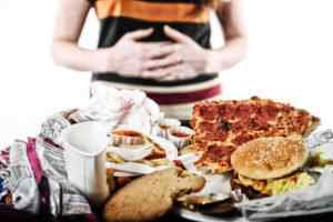 Тяжкість в шлунку після їжі: причини і лікування патології