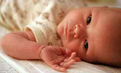 Водянка яєчок у новонароджених хлопчиків: причини і лікування