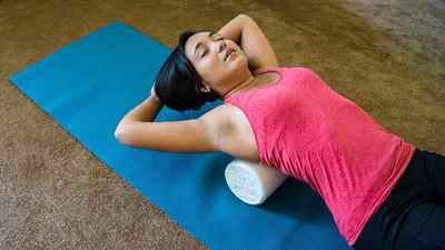 Вправи з валиком для хребта: японська гімнастика, валик під шию при остеохондрозі, під поперек або під спину | Ревматолог