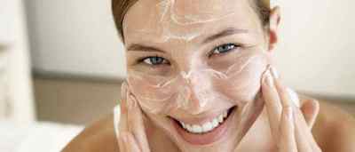 Як доглядати за проблемною шкірою обличчя в домашніх умовах?